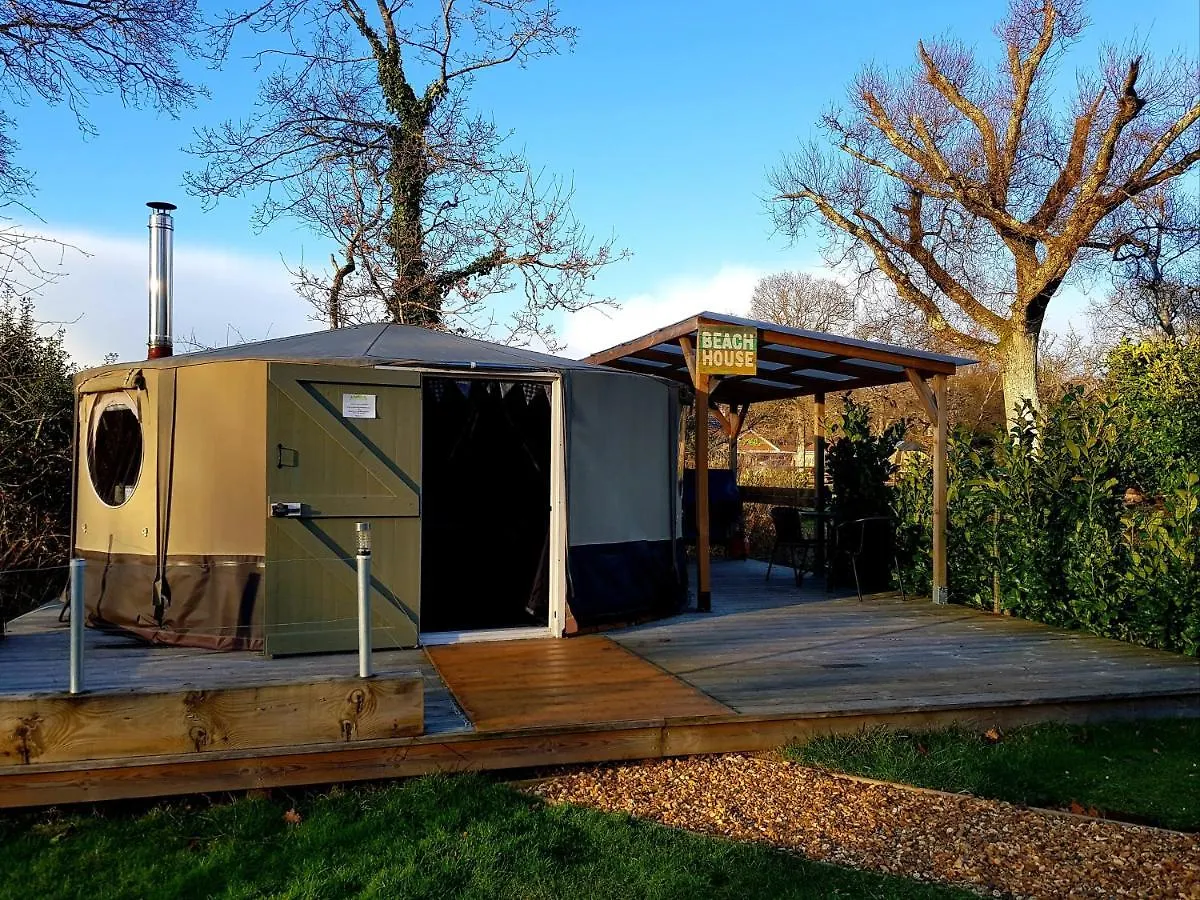Glamping At Back Of Beyond Touring Park Hotel Saint Leonards Campingplads